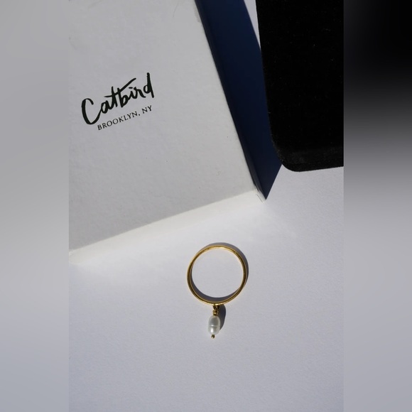 NWT Catbird x Prounis 22k Gold “Rattle” Keshi Pearl Ring - Picture 2 of 6